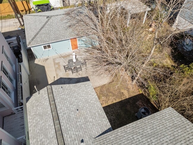 Building Photo - 1422 Market St