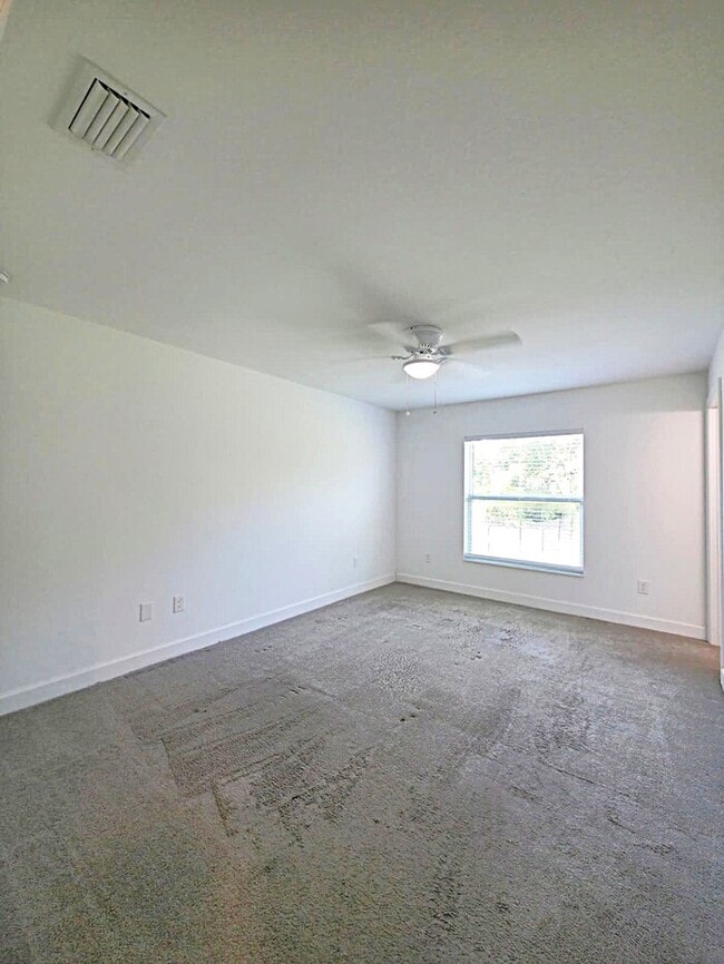 Building Photo - 3614 NW 43rd St