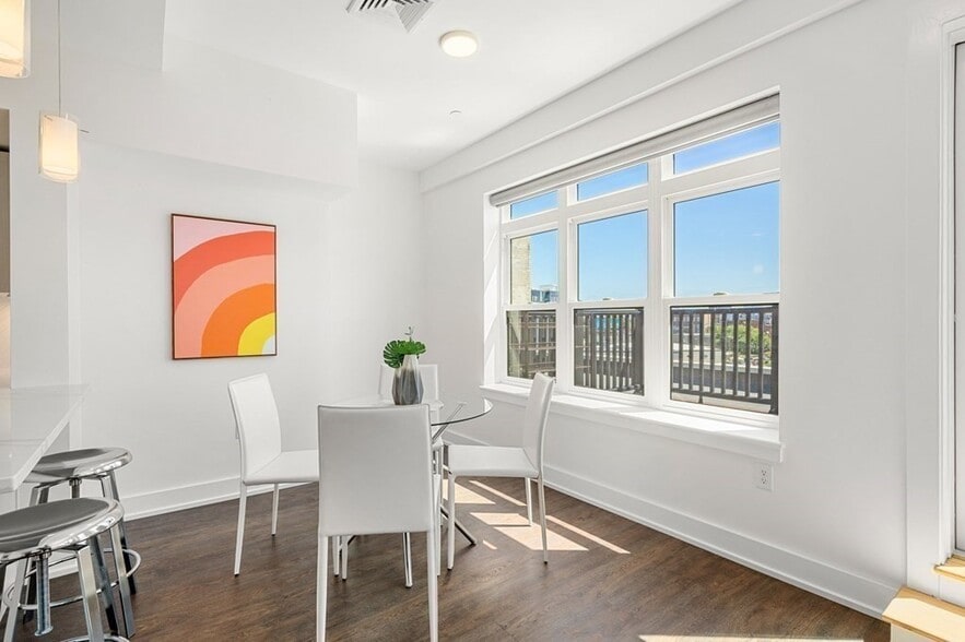 Building Photo - 24 Penniman Rd