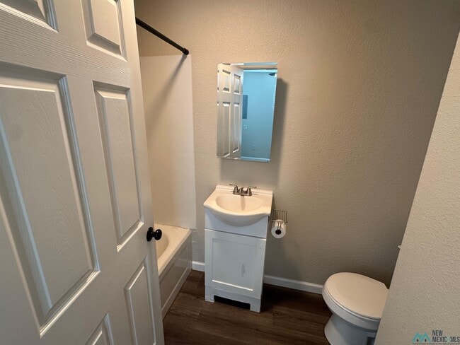 Building Photo - 206 S 8th St