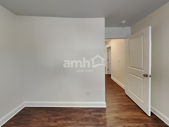 Building Photo - 7023 Garrett Ct