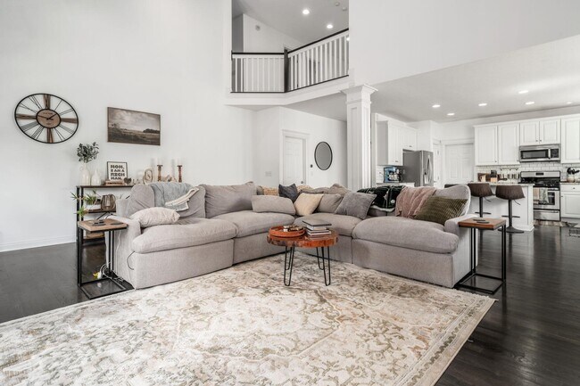 Building Photo - 7179 Fernridge Dr