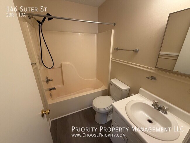 Building Photo - 146 Suter St
