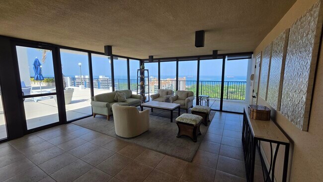 Building Photo - 936 Intracoastal Dr