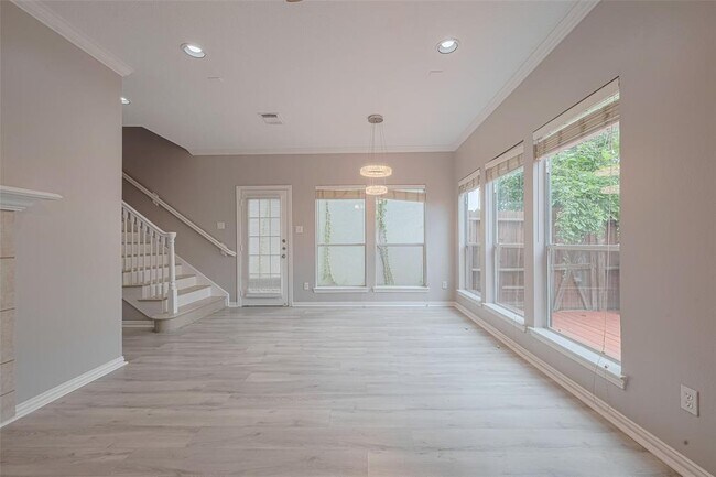 Building Photo - 7130 Harmony Cove