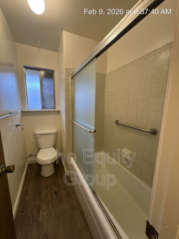 Building Photo - 3507 W Colonial Ave