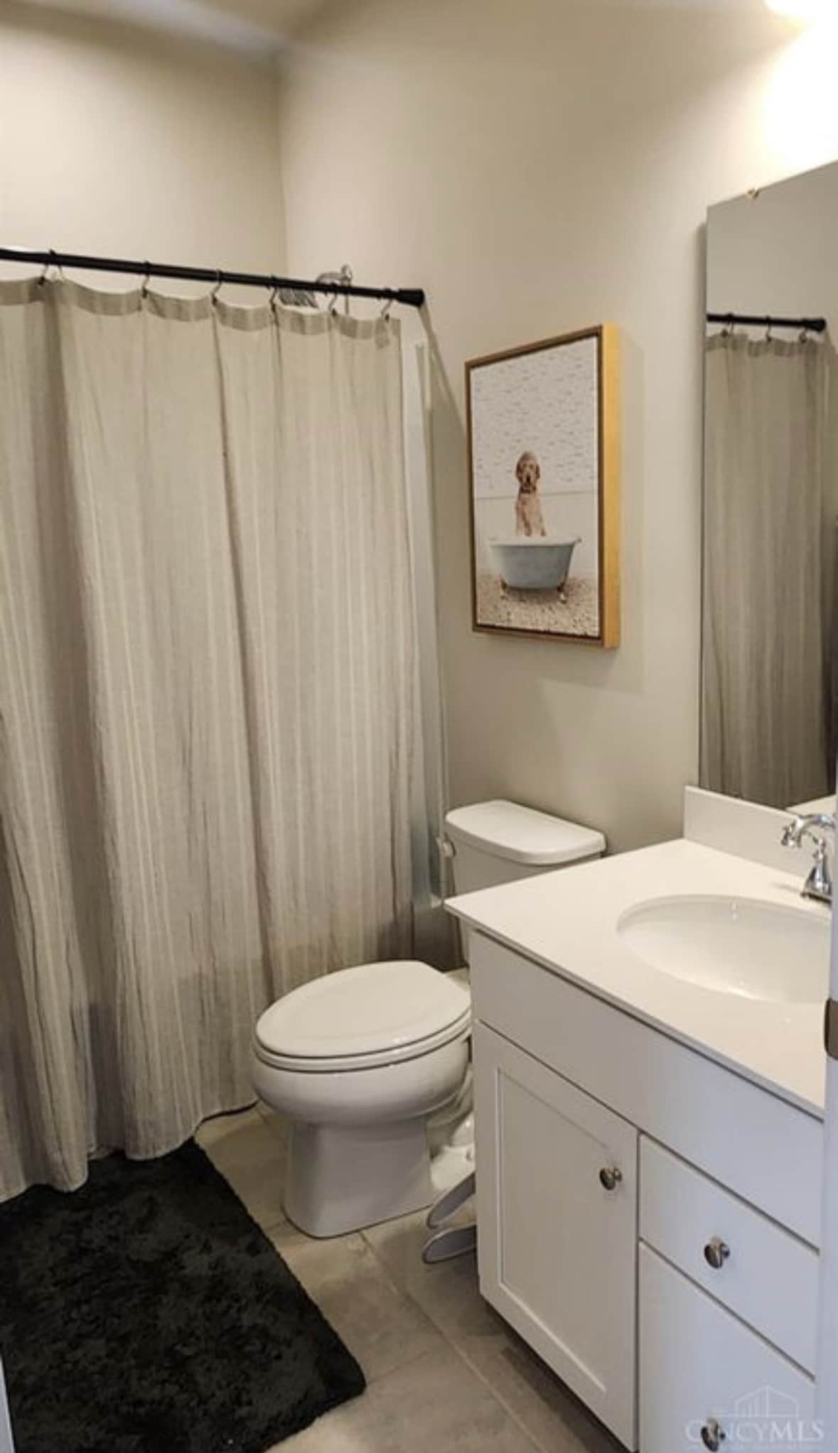 2nd floor 1/2 bath - 13 Wentworth Ln