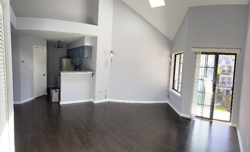 Building Photo - 1633 Carriage House Terrace