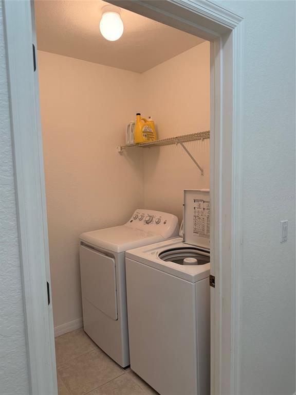 Building Photo - 1802 Triano Cir