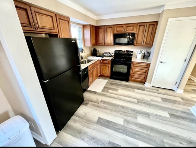 Building Photo - 9695 Whippoorwill Ln