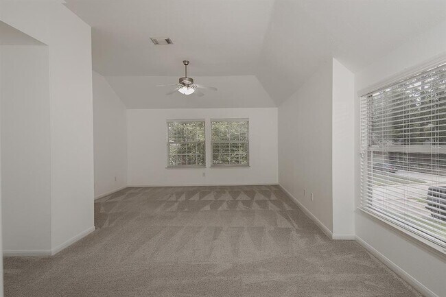 Building Photo - 23 Shellbark Pl