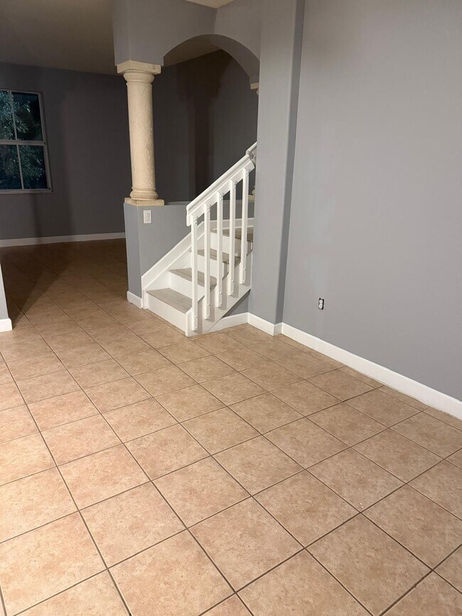 Building Photo - 3501 Shoma Dr