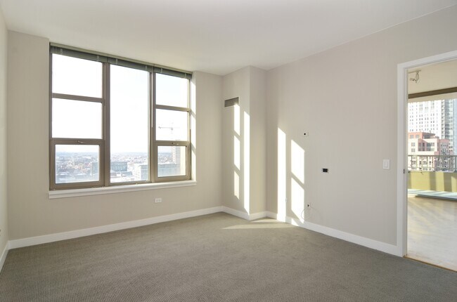 Building Photo - 200 N Jefferson St