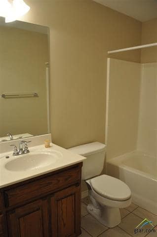 Building Photo - Stunning 3 Bedroom, 2 Bathroom in Flint!