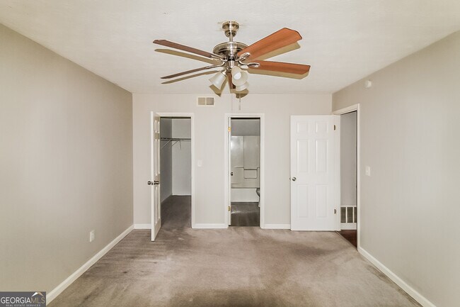 Building Photo - 3691 Quail Hollow Trail