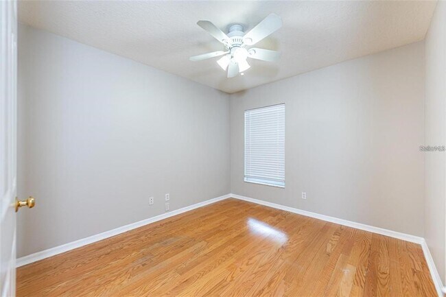 Building Photo - 2634 Brookville Dr
