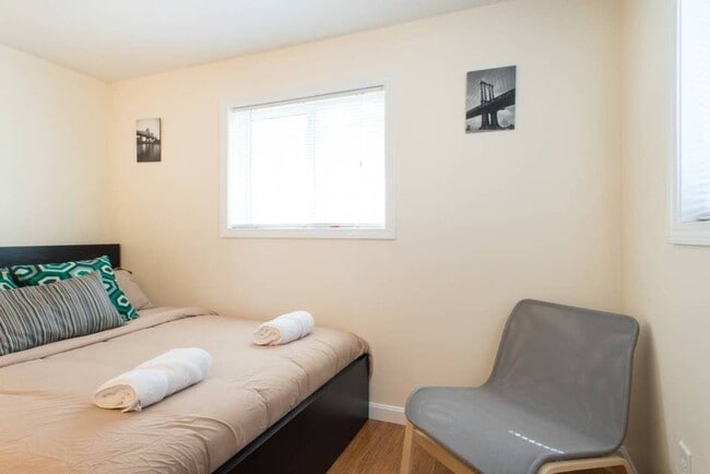 Building Photo - 37 Oxford Cir