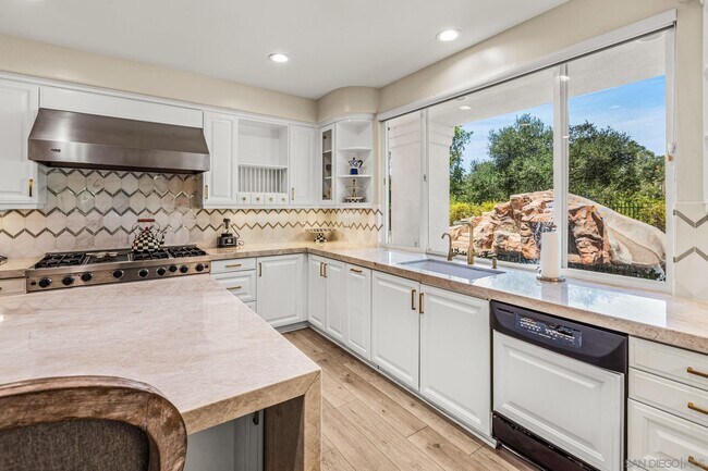 Building Photo - 6704 Rancho Lakes Ct