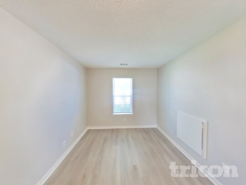 Building Photo - 6262 Varnay Ct