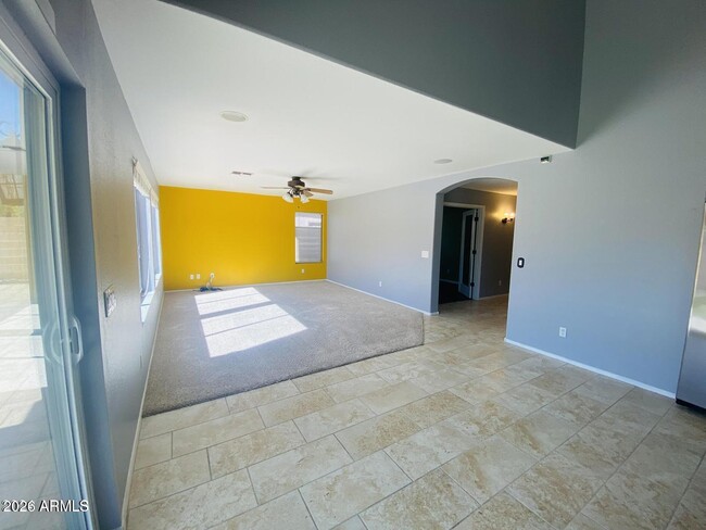 Building Photo - 7203 W Irma Ln