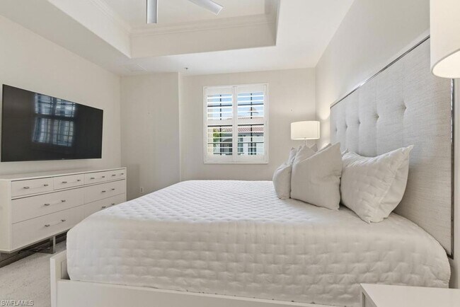 Building Photo - 10731 Mirasol Dr