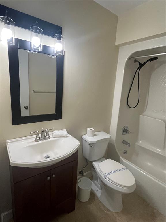 Building Photo - 308 Palm Coast Pkwy NE