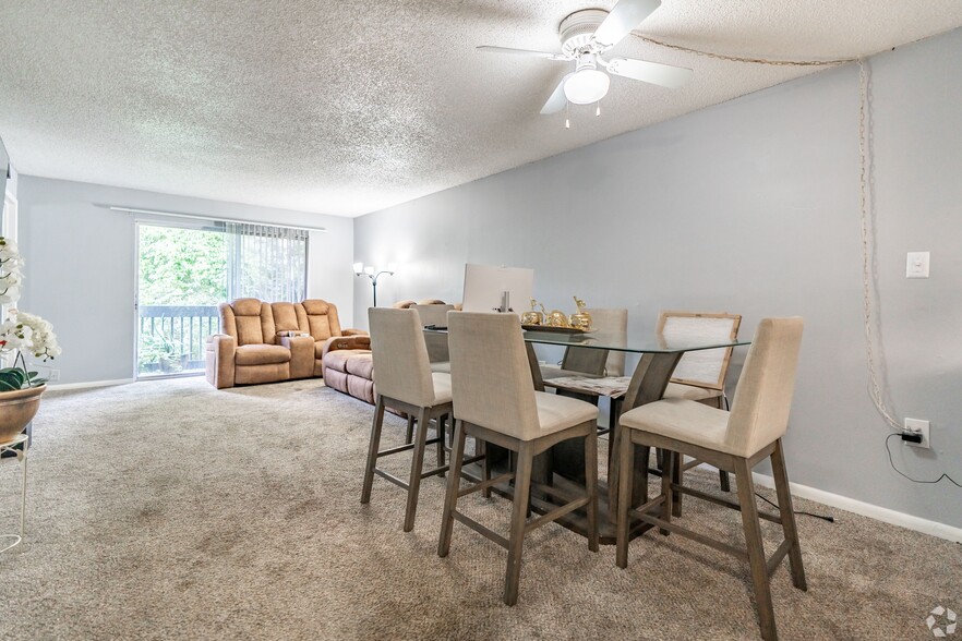 Living Area - The Grove at Temple Terrace Apartments