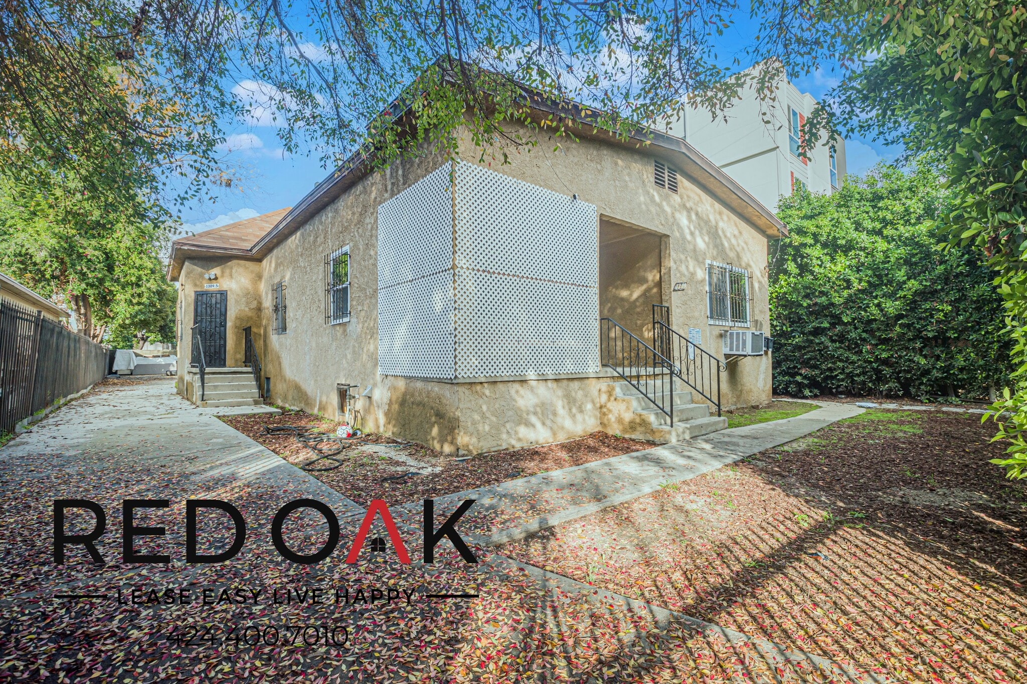 Building Photo - 1309 W 36th Pl