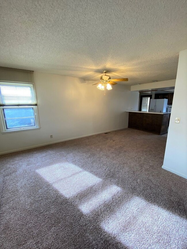 Building Photo - Beautiful Home in Old Southwest Reno w/Large Backyard