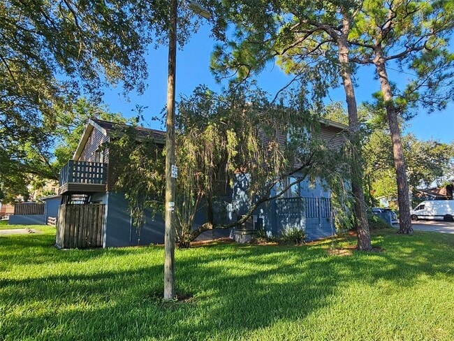 Building Photo - 7602 W Powhatan Ave