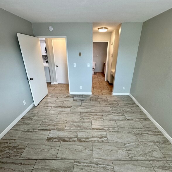 Building Photo - 178 Fourth Ave