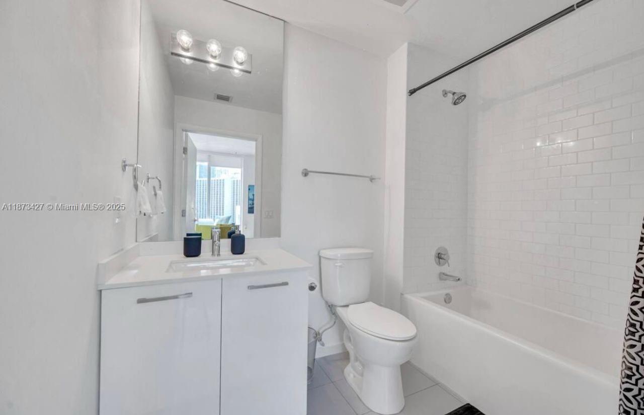 Building Photo - 151 SE 1st St