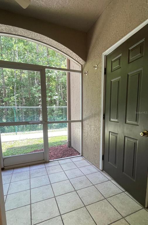 Building Photo - 14341 Fredricksburg Dr