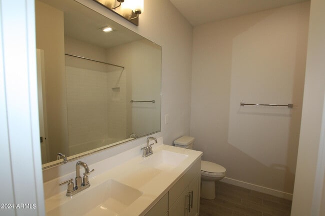 Building Photo - 7818 N 79th Ave
