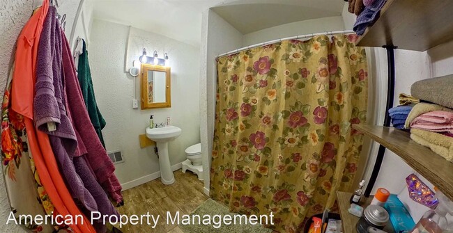 Building Photo - 4 br, 2 bath House - 1400 Legore Ln