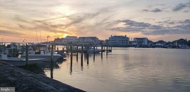 Building Photo - 100 Sheridan Square