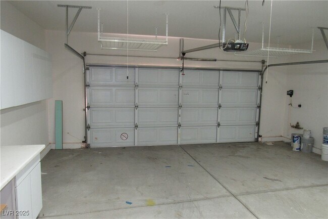 Building Photo - 7816 Brookfield Cove Ave