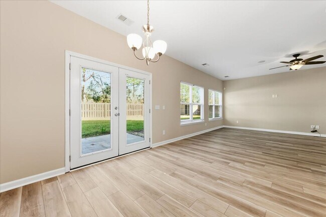 Building Photo - Spacious 5-Bedroom Home in the Live Oak Community – Richmond Hill, GA