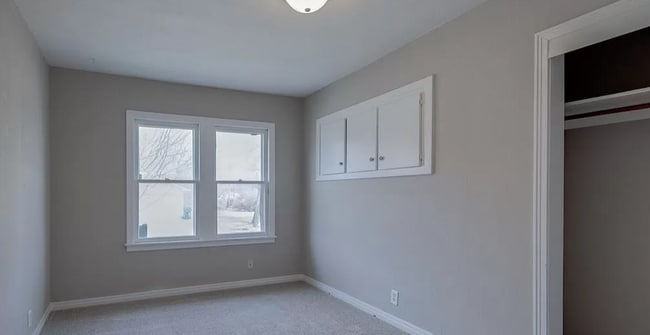 Building Photo - 2803 W Elm St