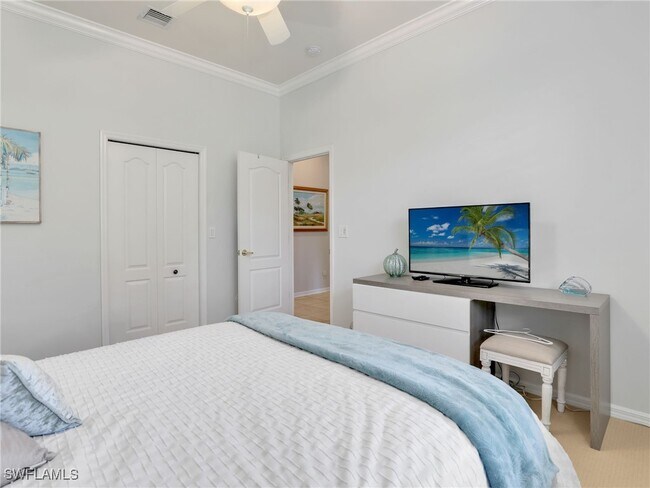 Building Photo - 9560 Cedar Creek Dr