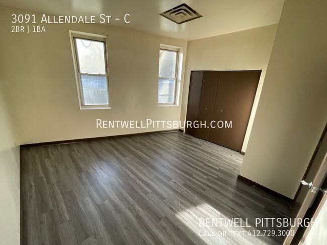 Building Photo - 2 Bedroom Apartment in Sheraden