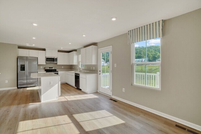 Building Photo - 69 Summerfield Dr