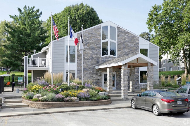 Building Photo - Weston Park Apartments