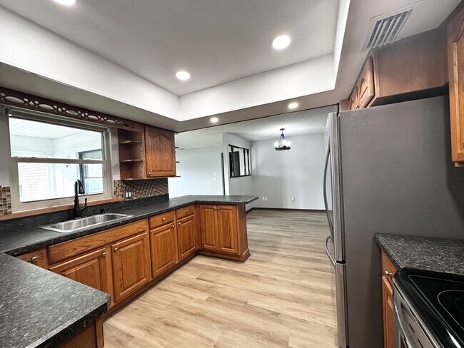 Building Photo - 947 N Atmore Cir