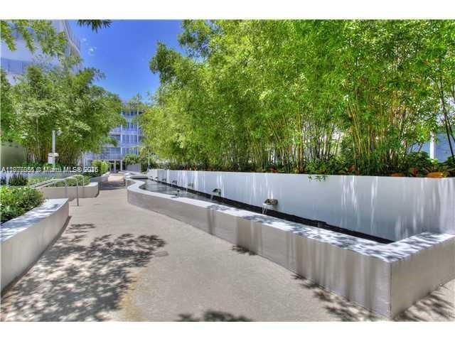 Building Photo - 435 21st St