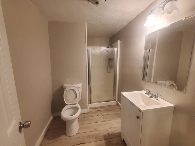 Building Photo - 3586 W 69th St
