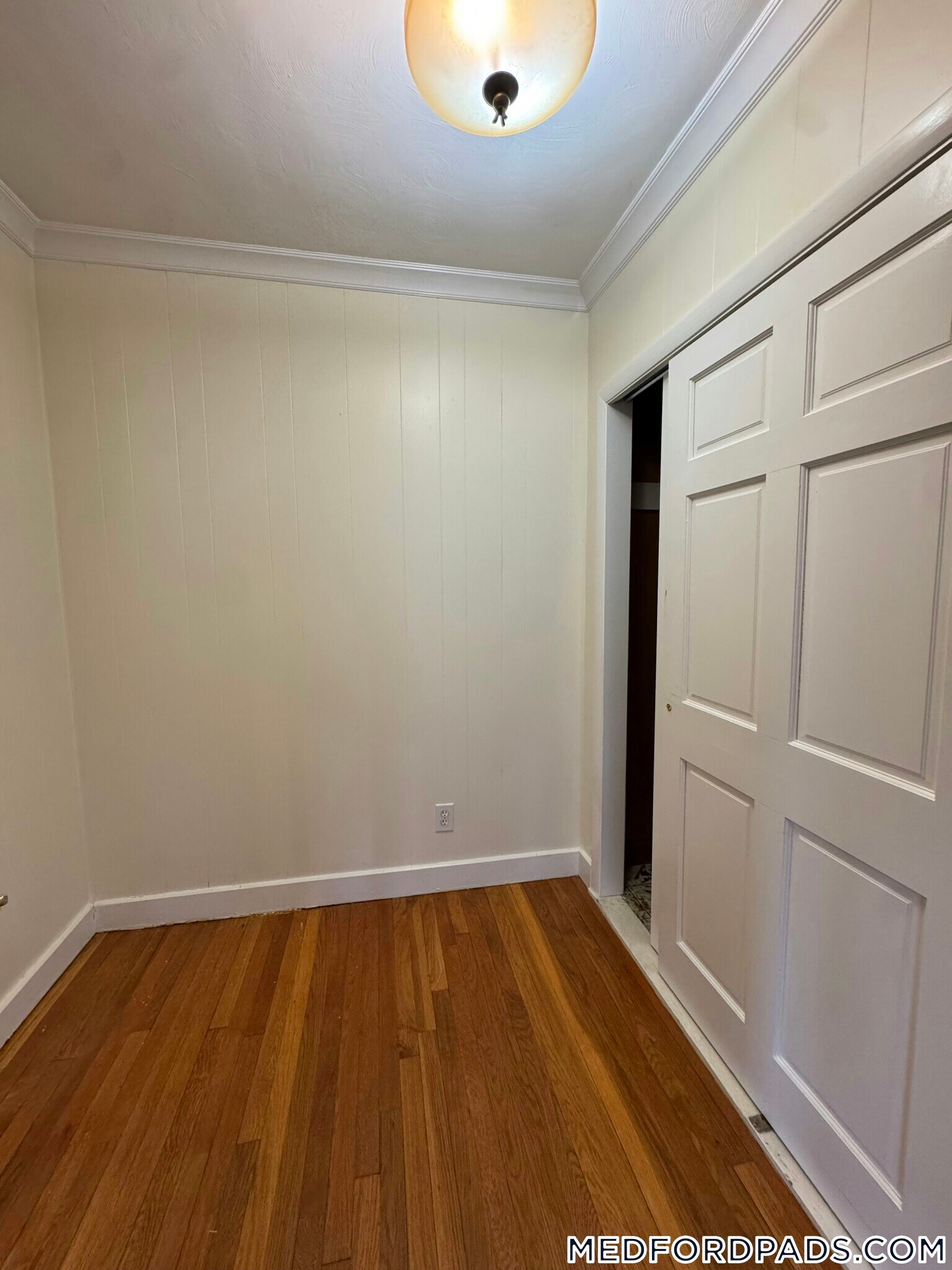 Building Photo - 881 Fellsway