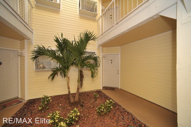 Building Photo - 1801 Island Club Dr