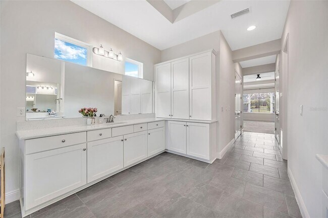 Building Photo - 13539 Carryback Dr