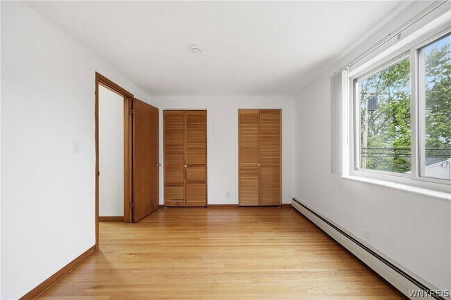Building Photo - 2500 Sheridan Dr